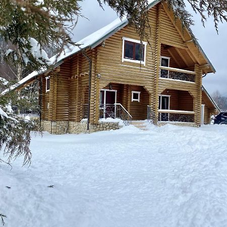 فيلا تاتاريففي Chalet Four Seasons المظهر الخارجي الصورة